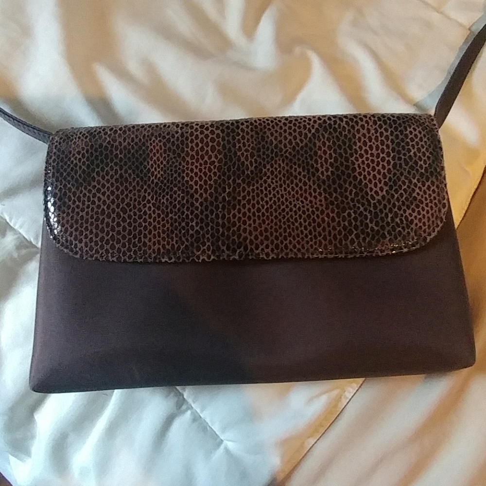 💕 NWOT Barbara Bolan Crossbody